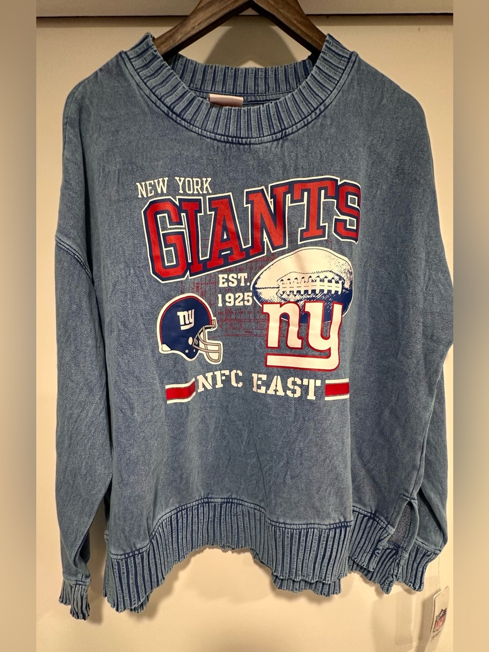 NFL New York Giants Blue Crewneck with Red & White Team Graphics Teen XL